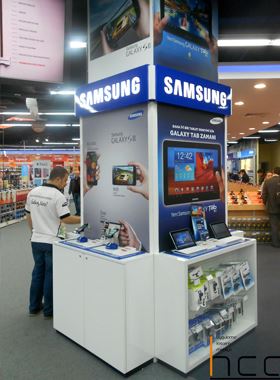 - SAMSUNG Ürün Teşhir Standı