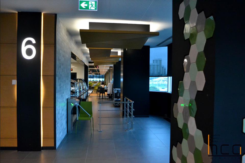 Mercedes Benz Koridor Alanı