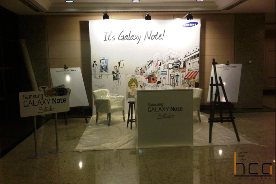 SAMSUNG Ürün Teşhir Standı 8