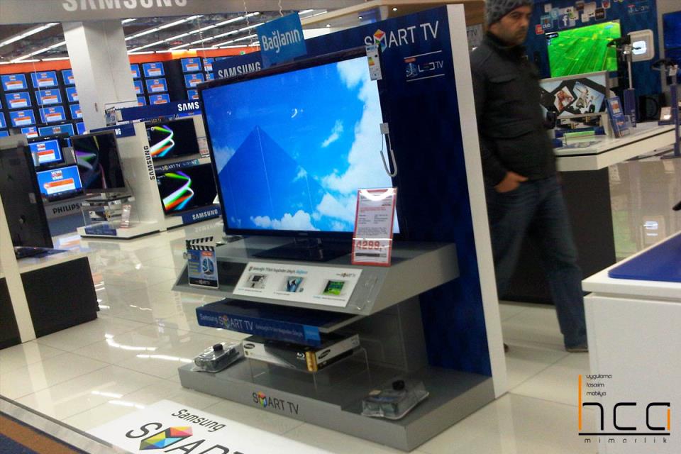 SAMSUNG Ürün Teşhir Standı 2