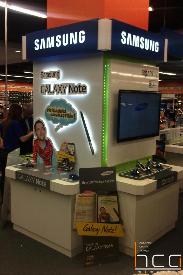 SAMSUNG Ürün Teşhir Standı 5